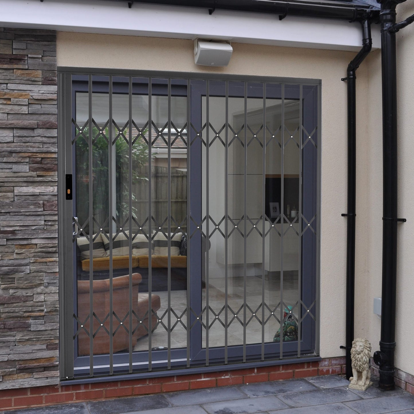 Xpanda Alu-Glide AG15 Security Grille, 1500mm, Black