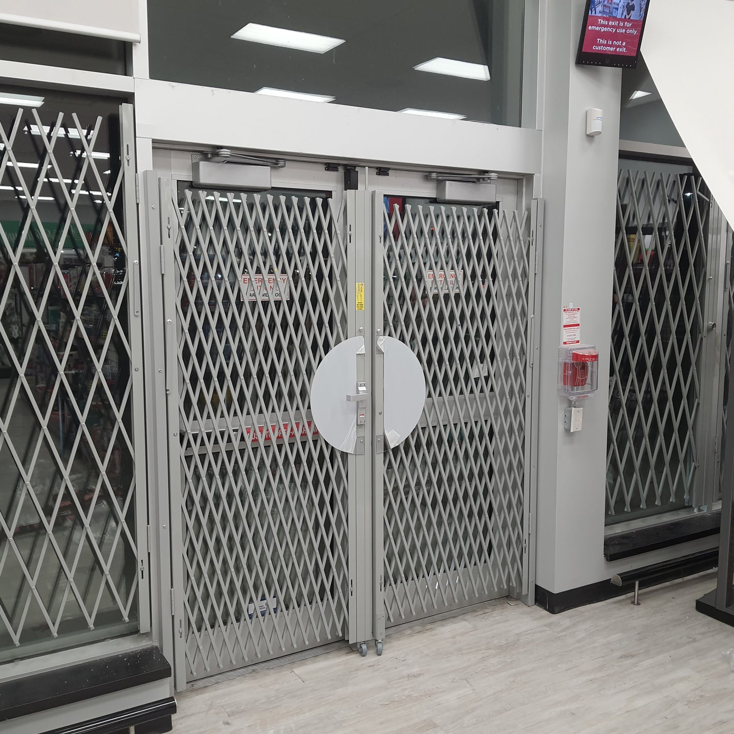 Xpanda Saftidor K Expandable Security Grille, 2400mm x 2500mm, black